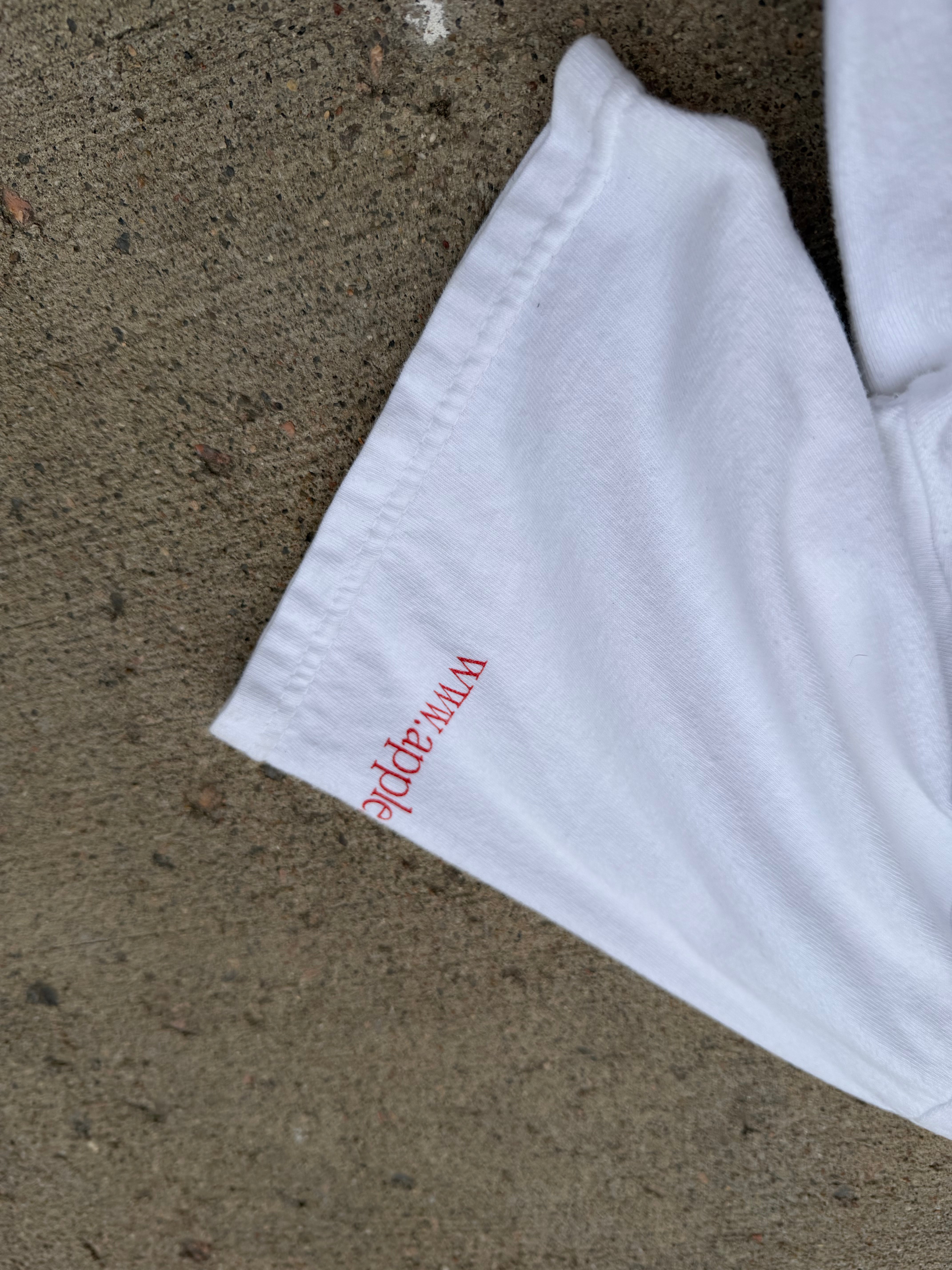 Vintage 1990's Macintosh T-Shirt Size M – GoodKid